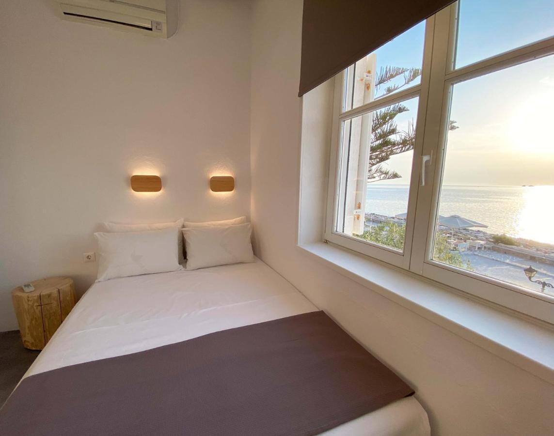 Lyra Seafront Apartment , Paroikia Town Center Eksteriør bilde