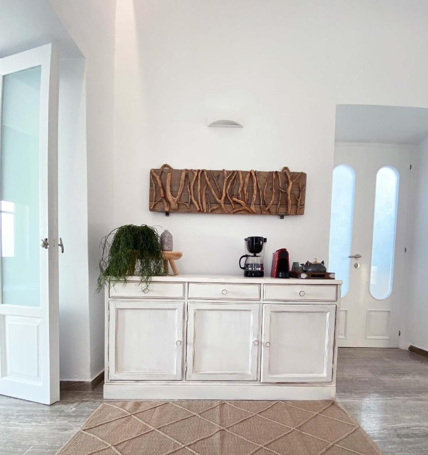 Lyra Seafront Apartment , Paroikia Town Center Eksteriør bilde